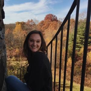 Meet your Posher, Brooke